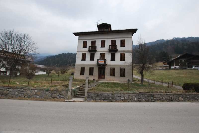 House in Auronzo, Veneto, Italy 2 - 13656404