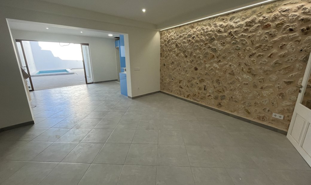 Sa Pobla Town House In Sa Pobla, Balearic Islands, Spain For Sale (13654279)