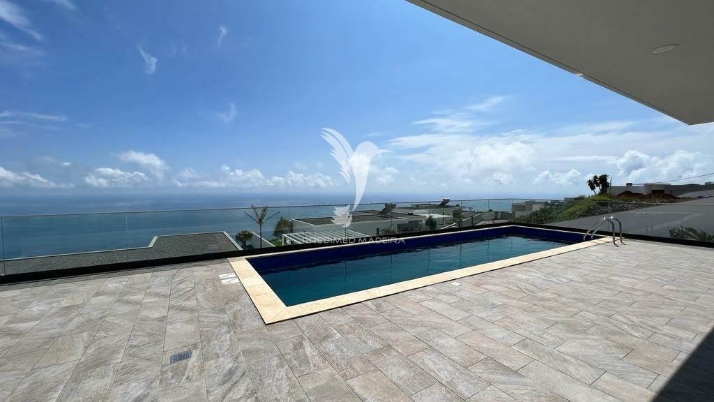 House T3 Sell In Prazeres,Calheta (Madeira) In Prazeres, Madeira