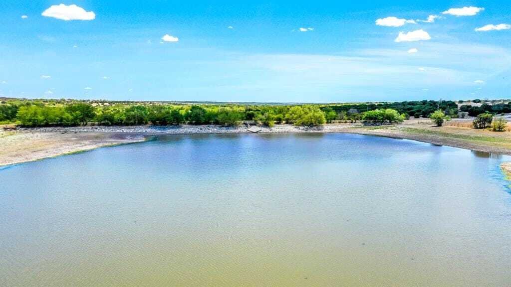 Sprawling 1,600 Acre Land Opportunity In In Cresson, Texas, United