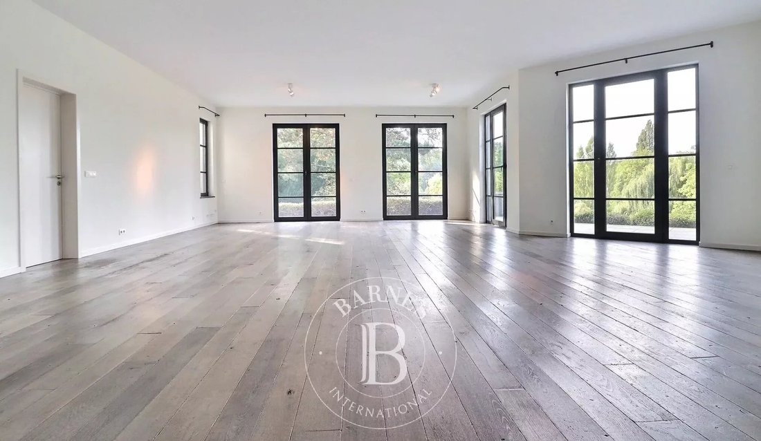 Parc De Woluwe Ground Floor 2 Bedrooms + In Woluwe Saint Pierre, Belgium For Rent (13665946)