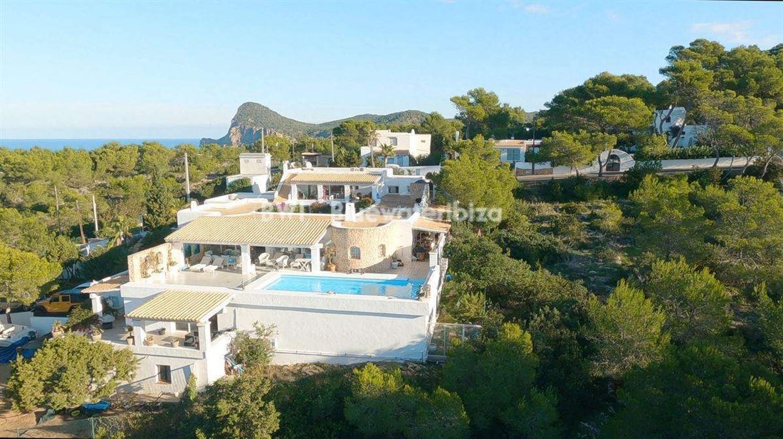 Villa in Sant Josep de sa Talaia, Balearic Islands, Spain 2 - 13651573