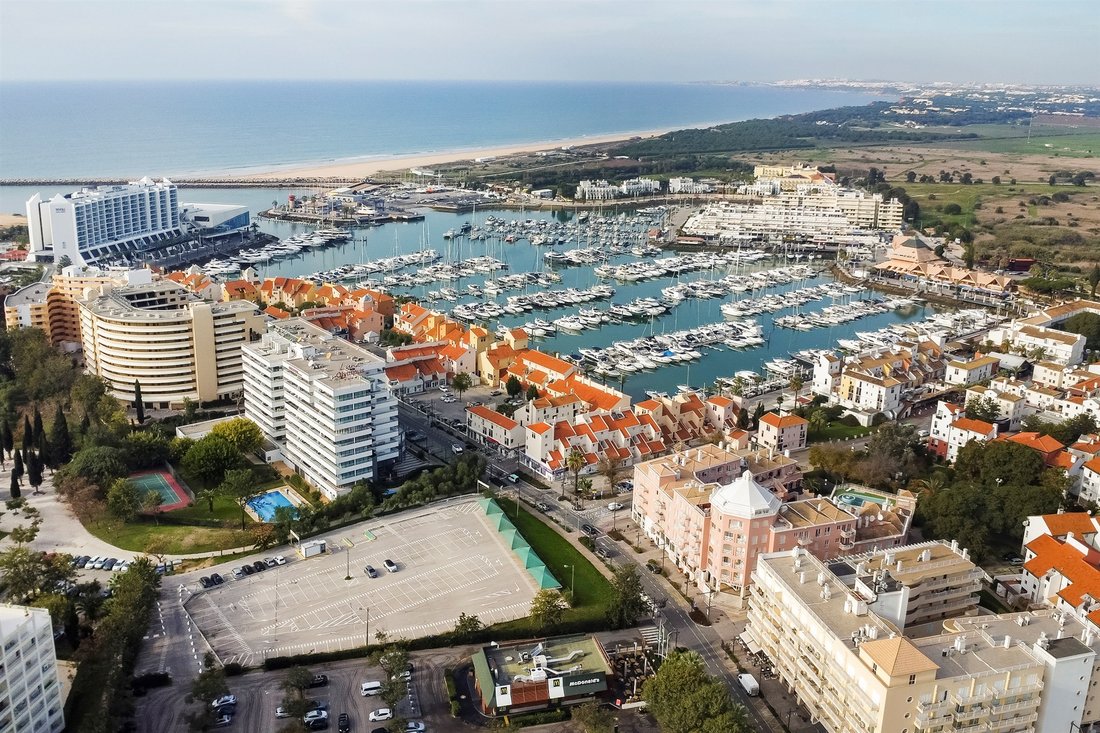 Land in Vilamoura, Quarteira, Algarve 1 - 13662704