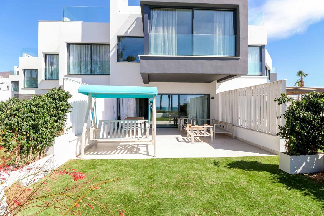 Townhouse in Estepona, Andalusia, Spain 3 - 13657937