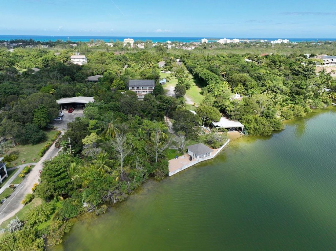 House in Nassau, New Providence, The Bahamas 1 - 13667043