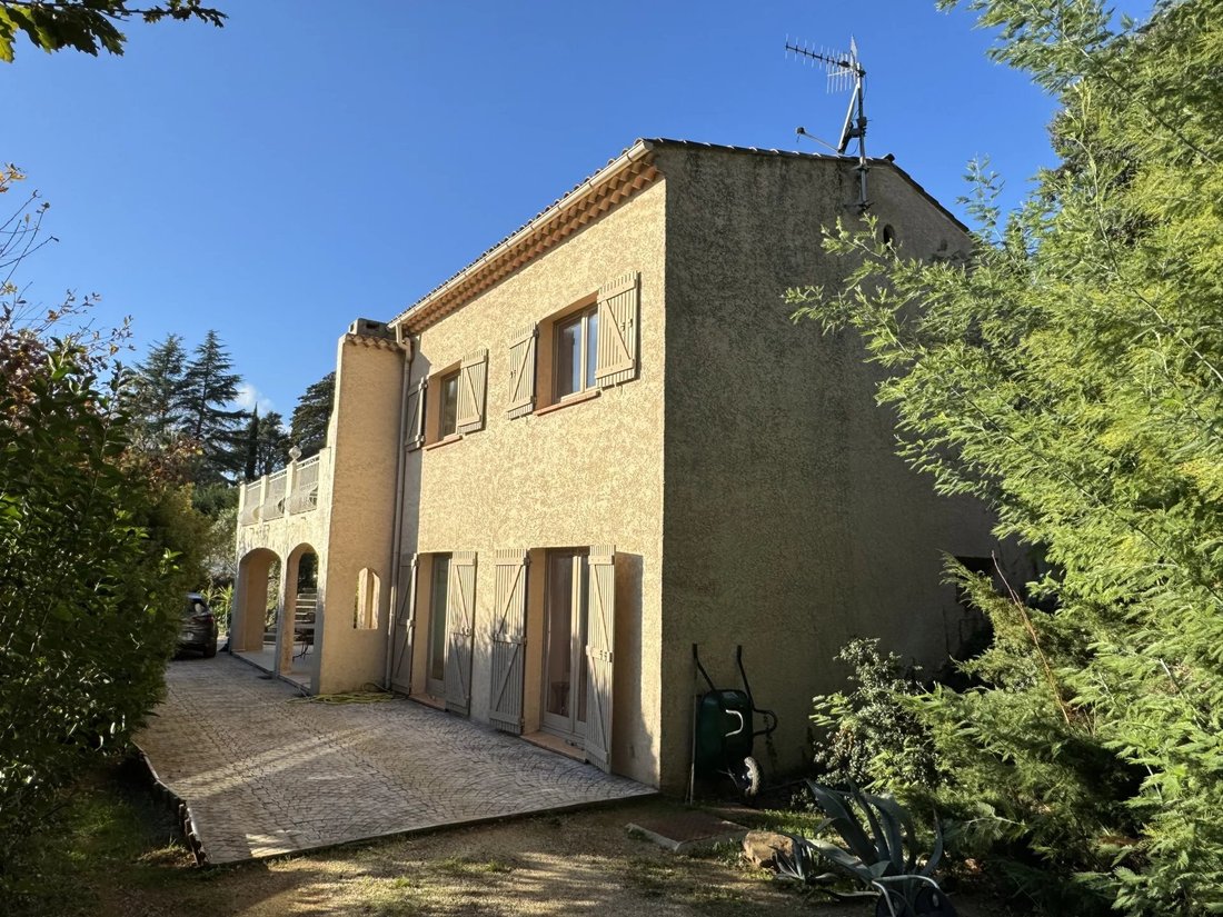 Sole Agent! In Les Adrets De L'estérel, Provence Alpes Côte D'azur