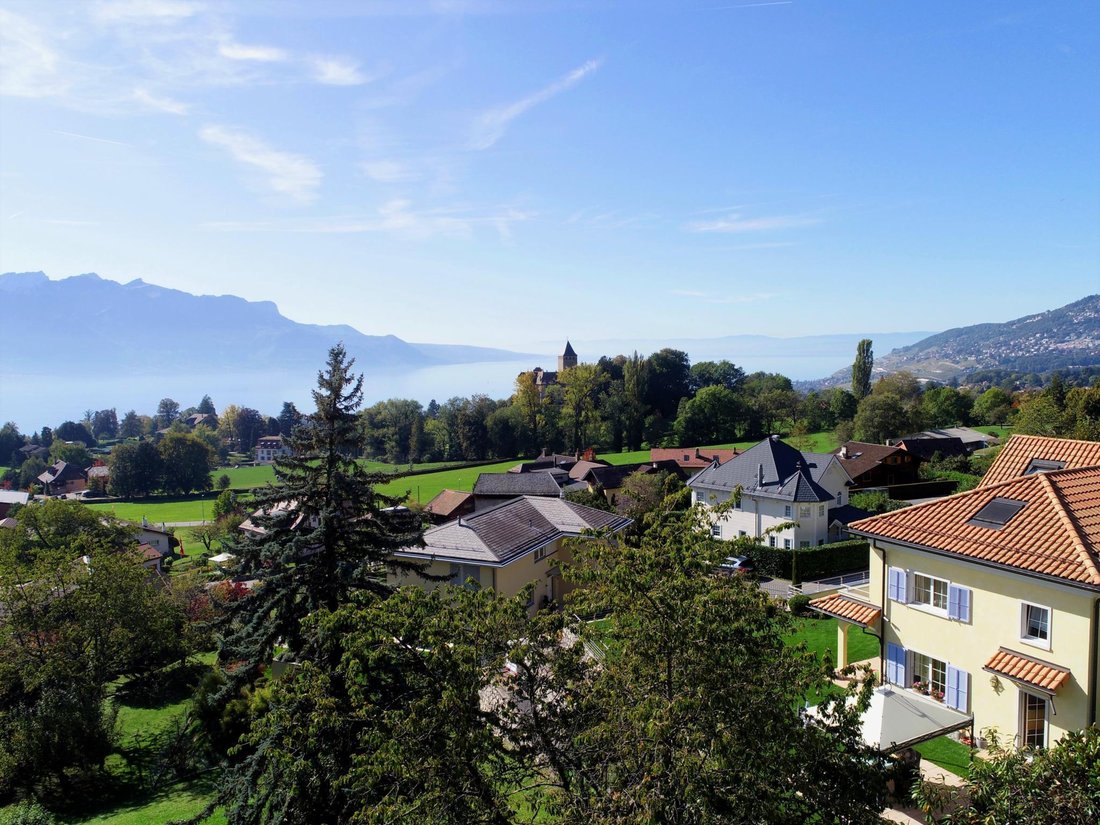 Villa Individuelle De 9.5 Pièces In Blonay Saint Légier, Vaud