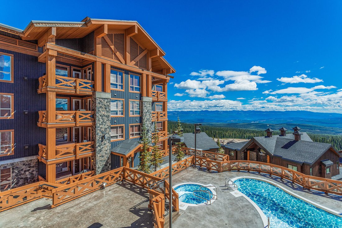 Apartment in Beaverdell, British Columbia, Canada 1 - 13653894