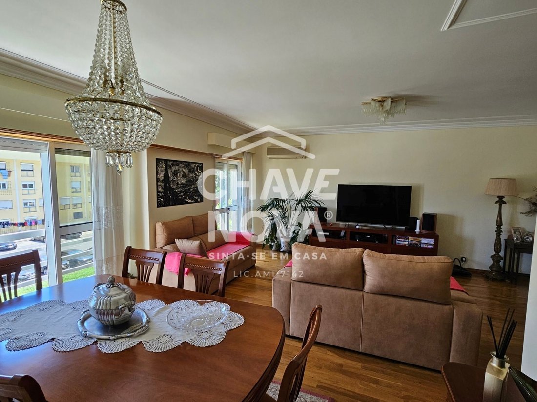 Flat T3+1 Sell In São Domingos De Benfica,Lisboa In Lisbon, Lisbon