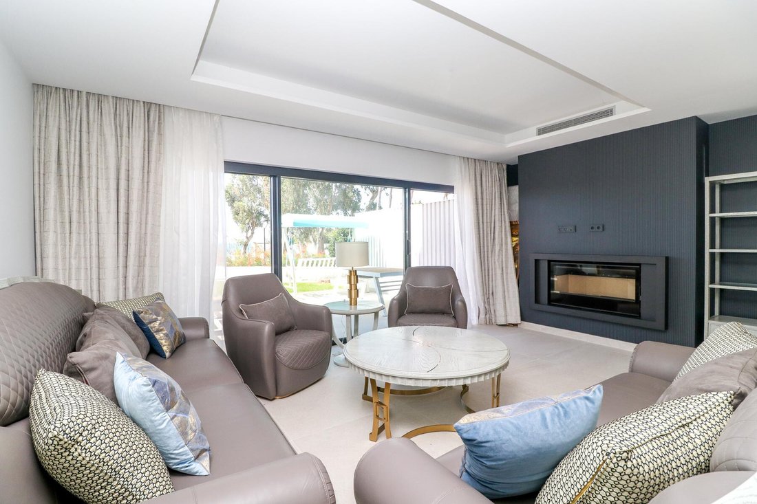 Townhouse in Estepona, Andalusia, Spain 4 - 13657937