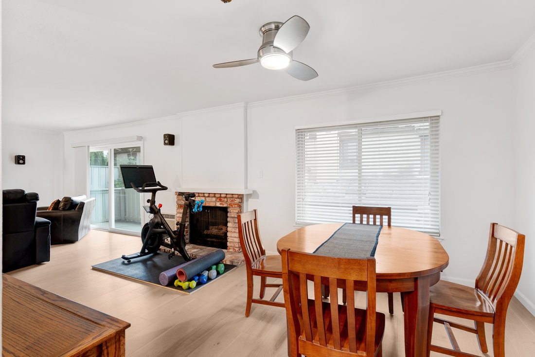 Condo in Los Altos Hills, California, United States 5 - 12354690