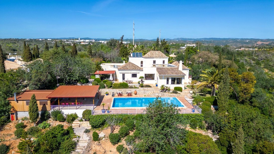 Villa in Tavira (Santa Maria e Santiago), Algarve, Portugal 2 - 13664139