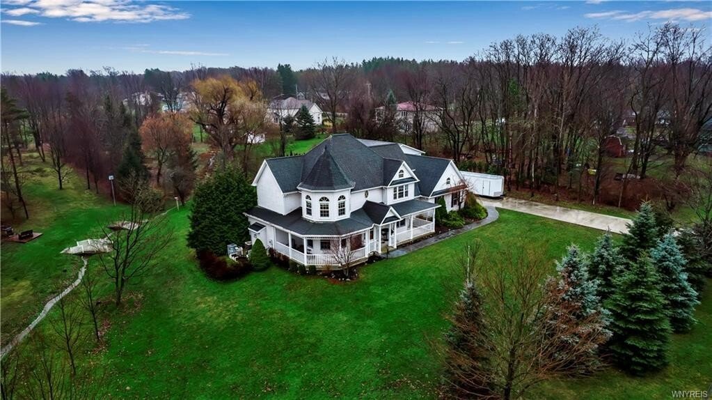 Single Family Detached Orchard Park In Orchard Park, Ny, United States