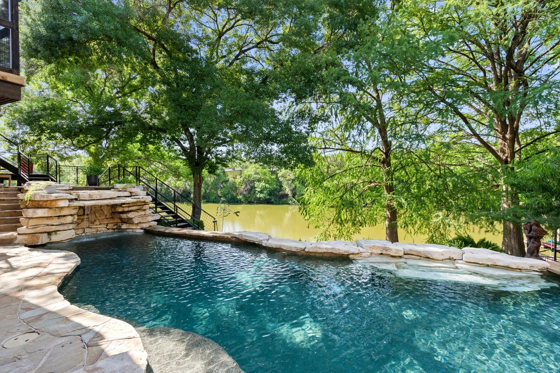 Zen On Lake Austin In Austin, Texas, United States For Sale (13663938)