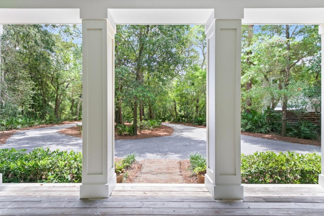 Waterfront Plantation Style Home In In Santa Rosa Beach, Florida