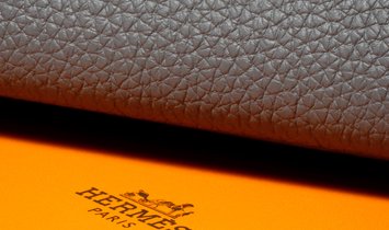 Hermès Birkin 30 in Togo Leather in Colour Vert Amande / Almond Green (63) with Gold Hardware 