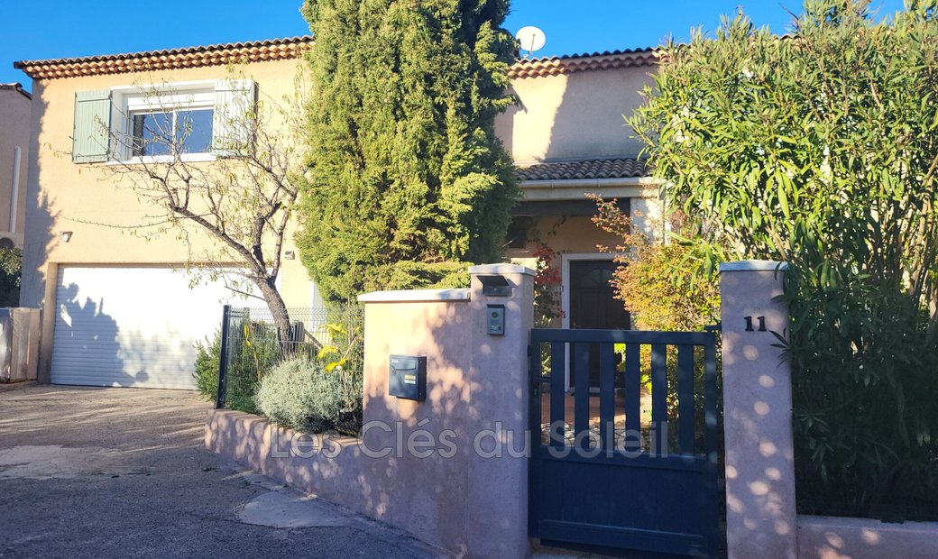 Vente Villa 7 Pièce(s) In La Valette Du Var, France For Sale (13668020)