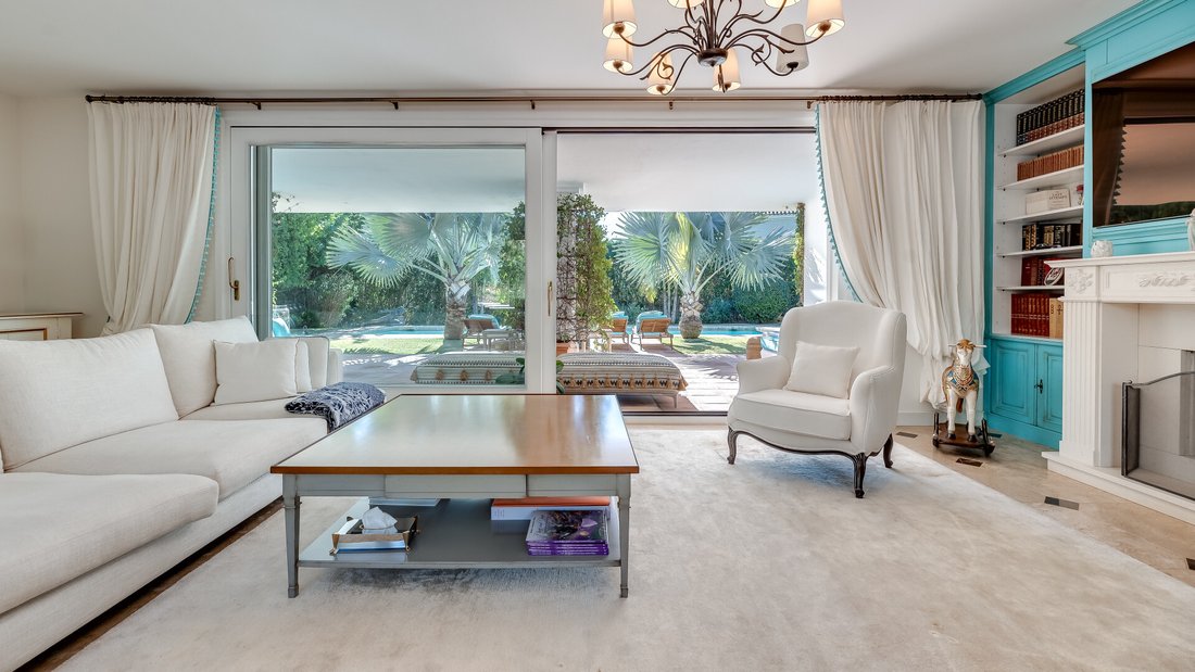 Villa in Marbella, Andalusia, Spain 2 - 13673730