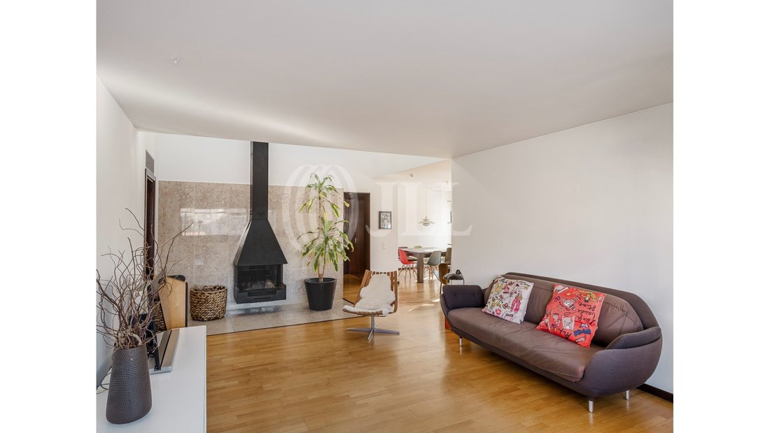 3 Bedroom Apartment, With Terrace And Garage, In Belém In Lisboa