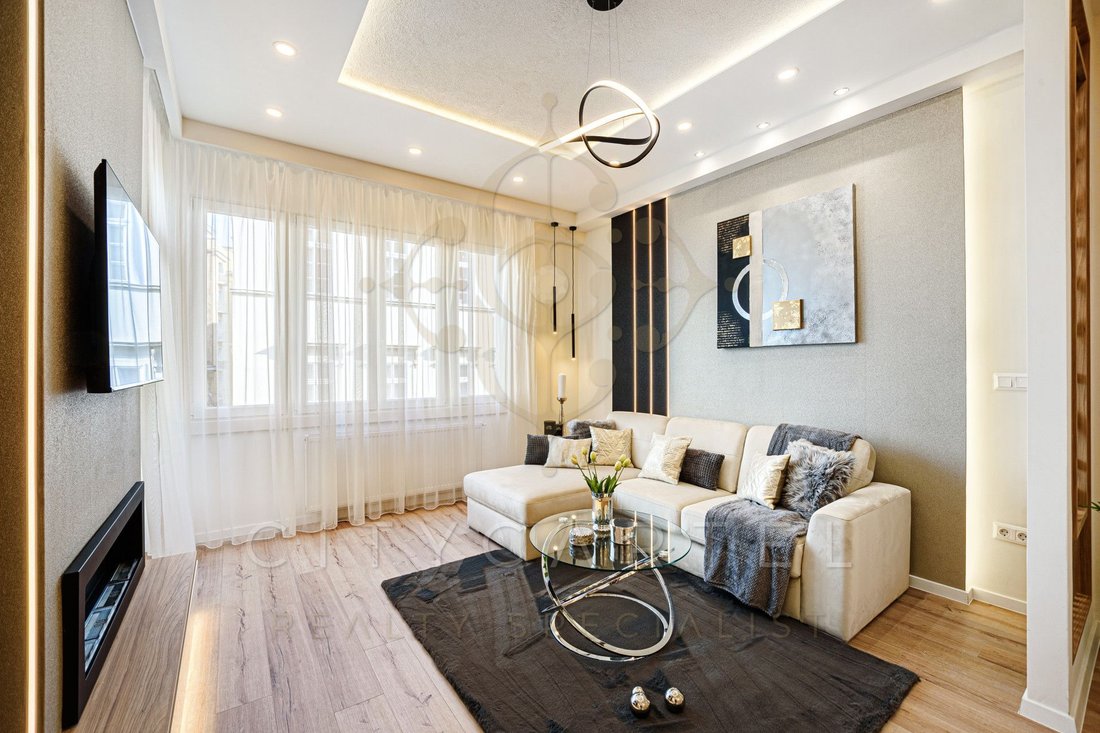 Apartment in Budapest, Hungary 2 - 13667206