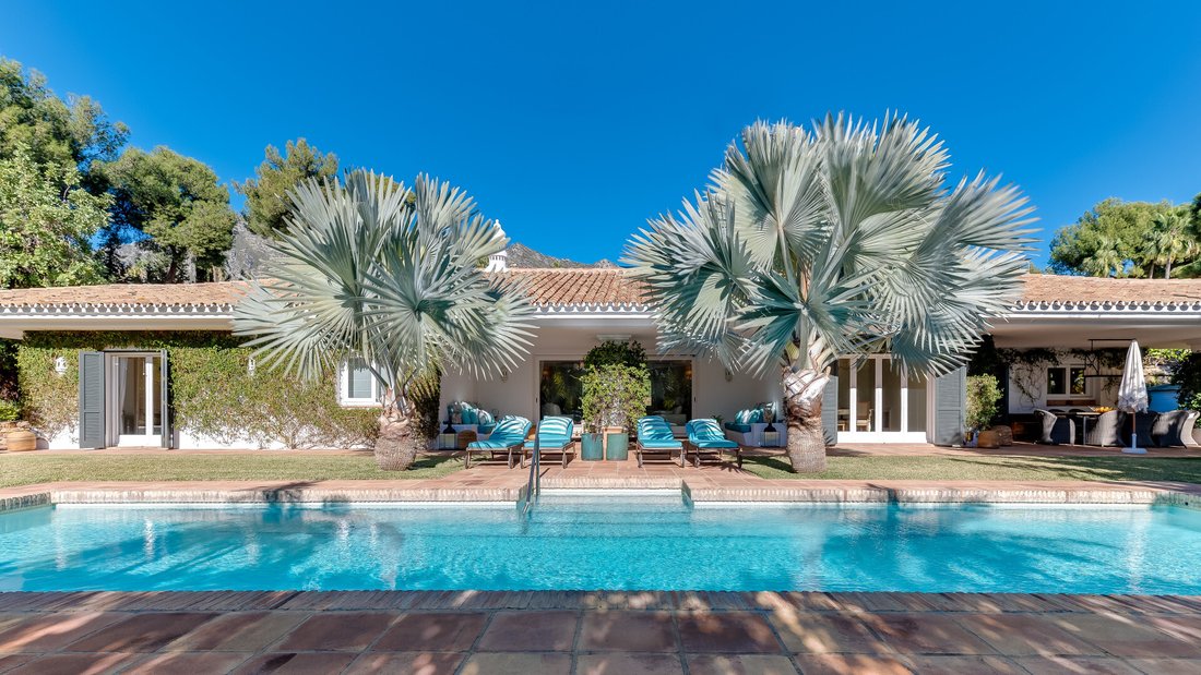 Villa in Marbella, Andalusia, Spain 1 - 13673730