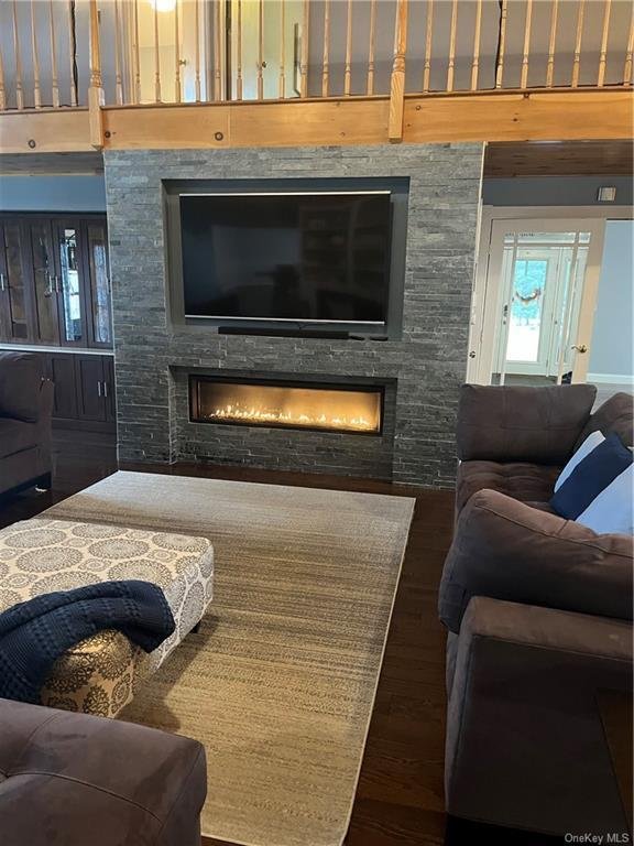 5 Bedrooms Single Family Detached In Montgomery, New York, United