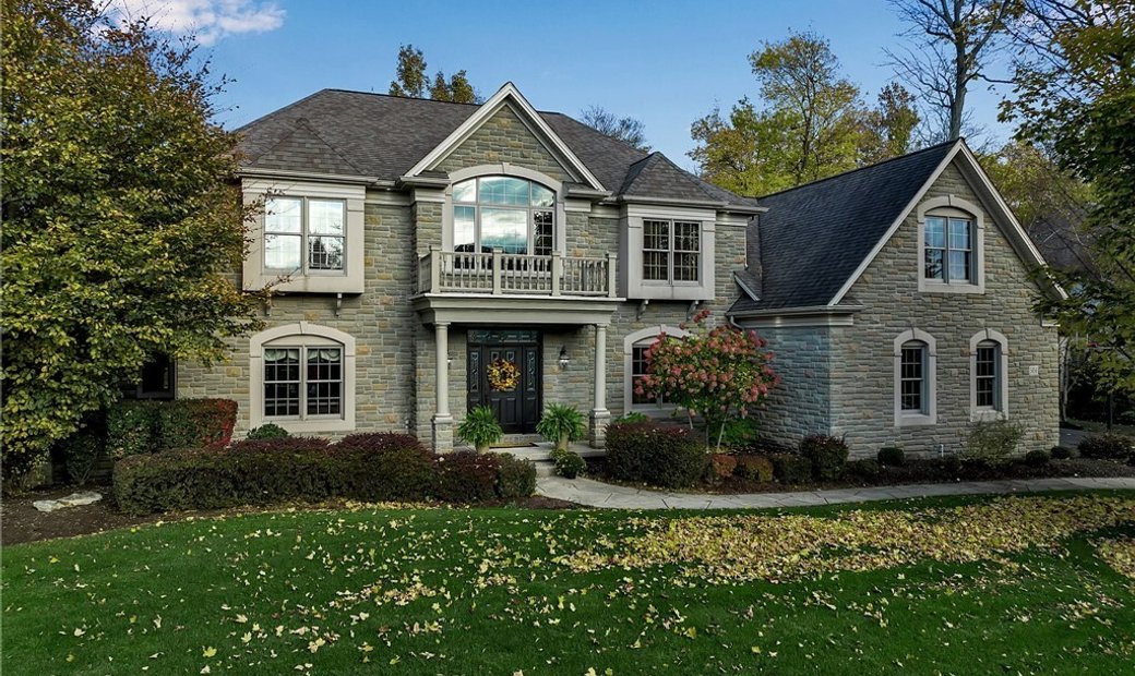 Spaulding Lake Masterpiece Home In Clarence, New York, United States