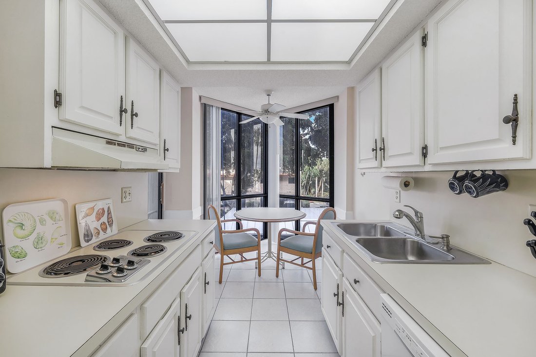 Condo in Marco Island, Florida, United States 3 - 13667305