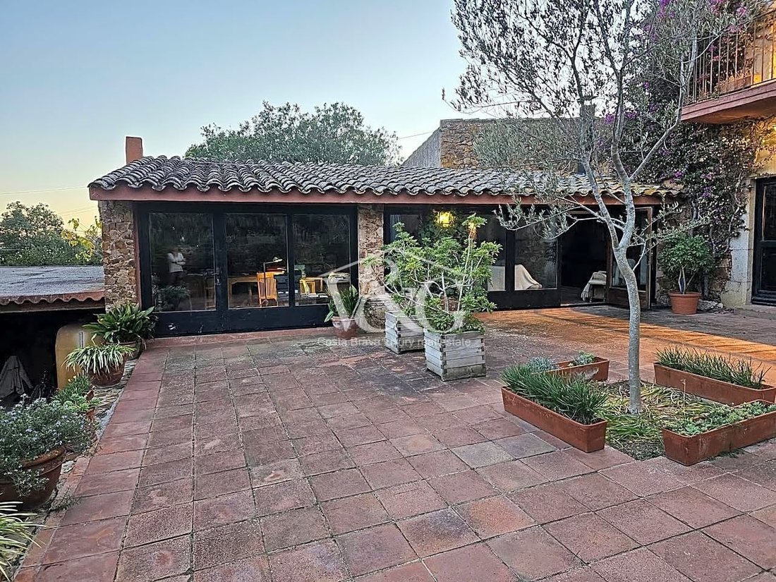 Villa in Mont-ras, Catalonia, Spain 5 - 13673742