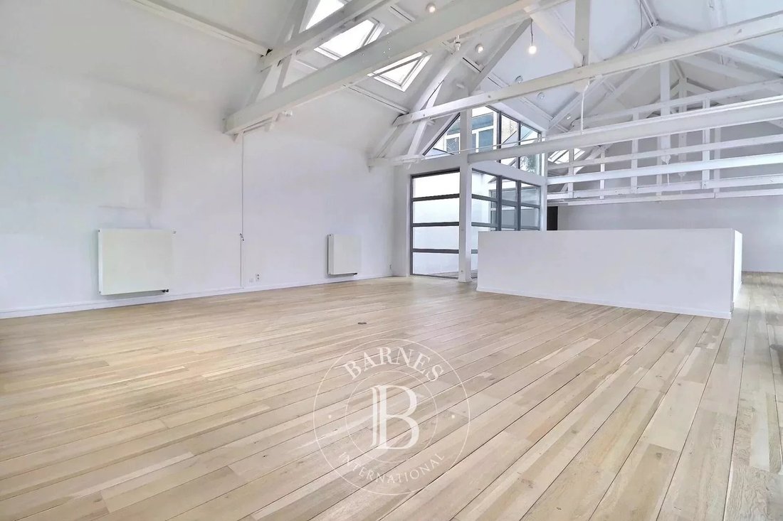 Chatelain / Place Brugmann 3bedroom Loft + In Elsene, Brussels, Belgium