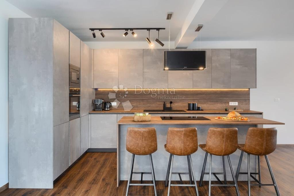 House in Svetvincenat, Istria County, Croatia 3 - 13672941