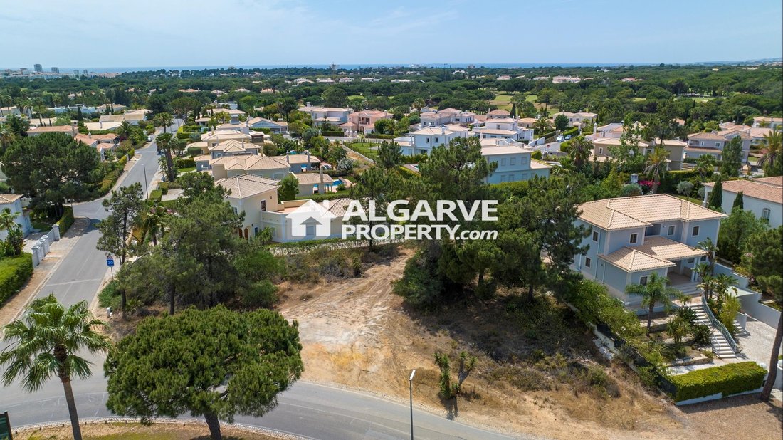 Land in Vilamoura, Quarteira, Algarve 1 - 13671780