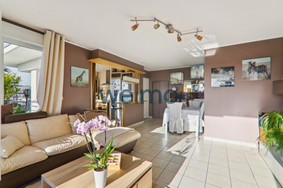 Appartement 4 Pièces 91 M² In Guyancourt, île De France, France For Sale (13672170)