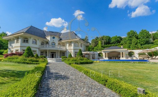 Villa a Budapest, Ungheria 1
