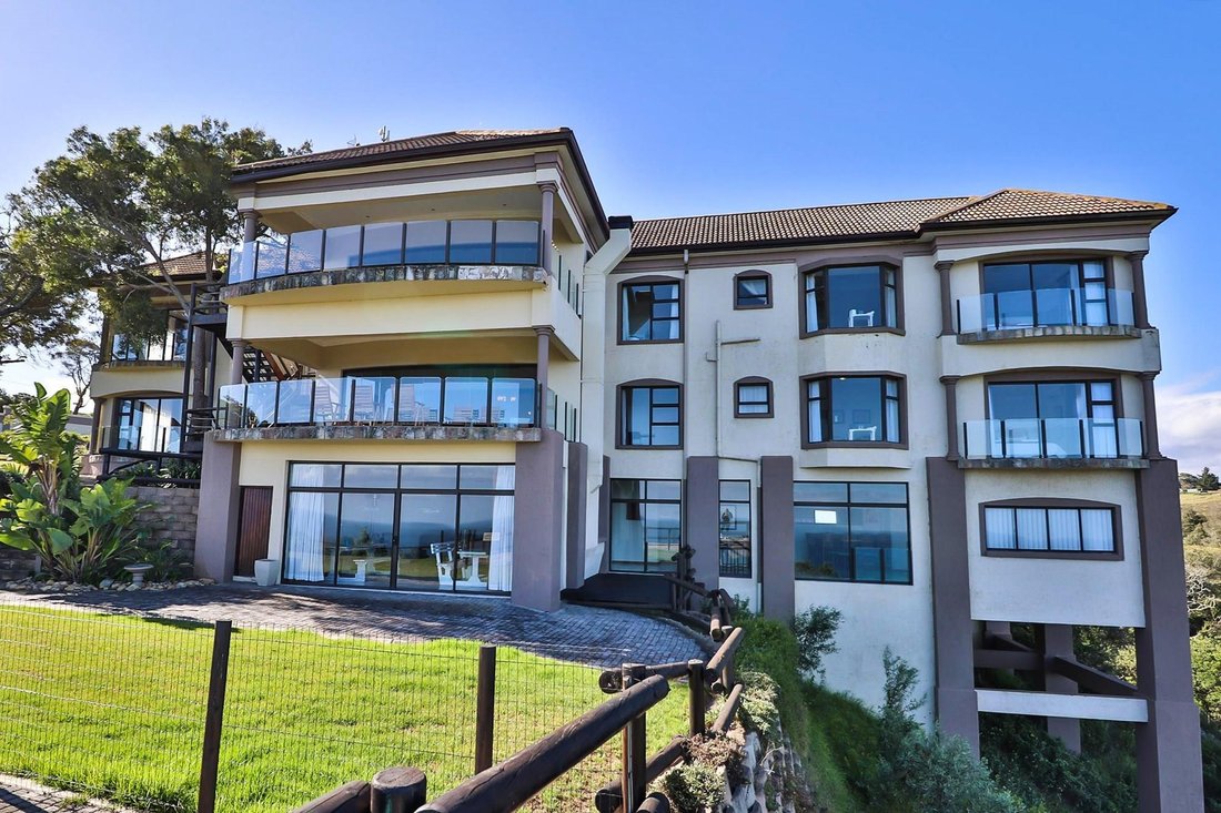 14 Bedroom Property For Sale In Groot Brakrivier, Western Cape, South