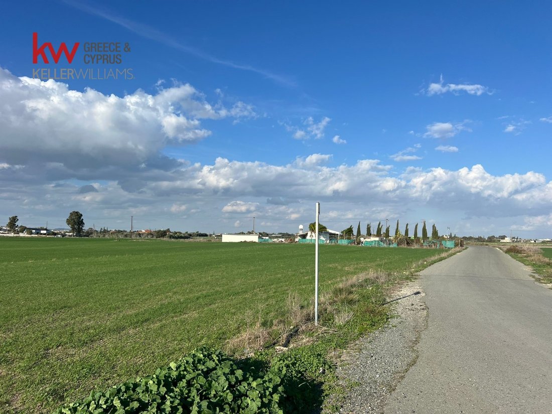 Land in Perivolia, Larnaca, Cyprus 4 - 13681430