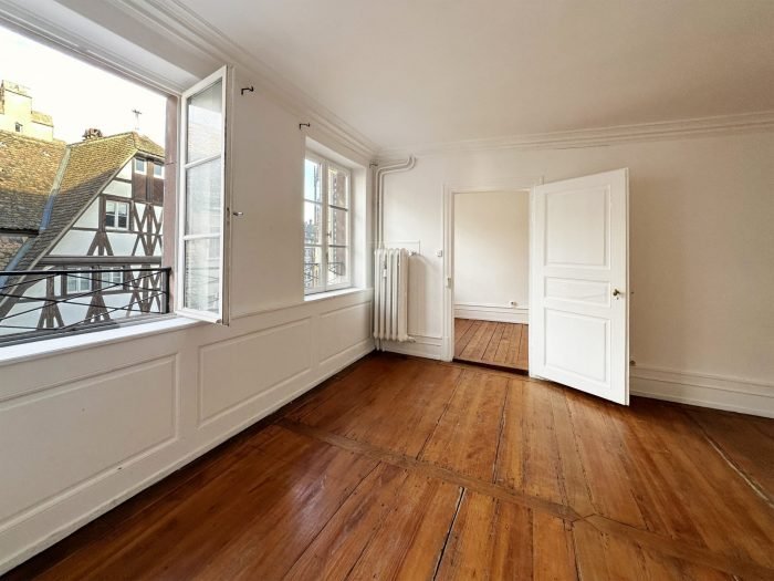 Strasbourg Apartment In Strasbourg, Grand Est, France For Sale (13681226)