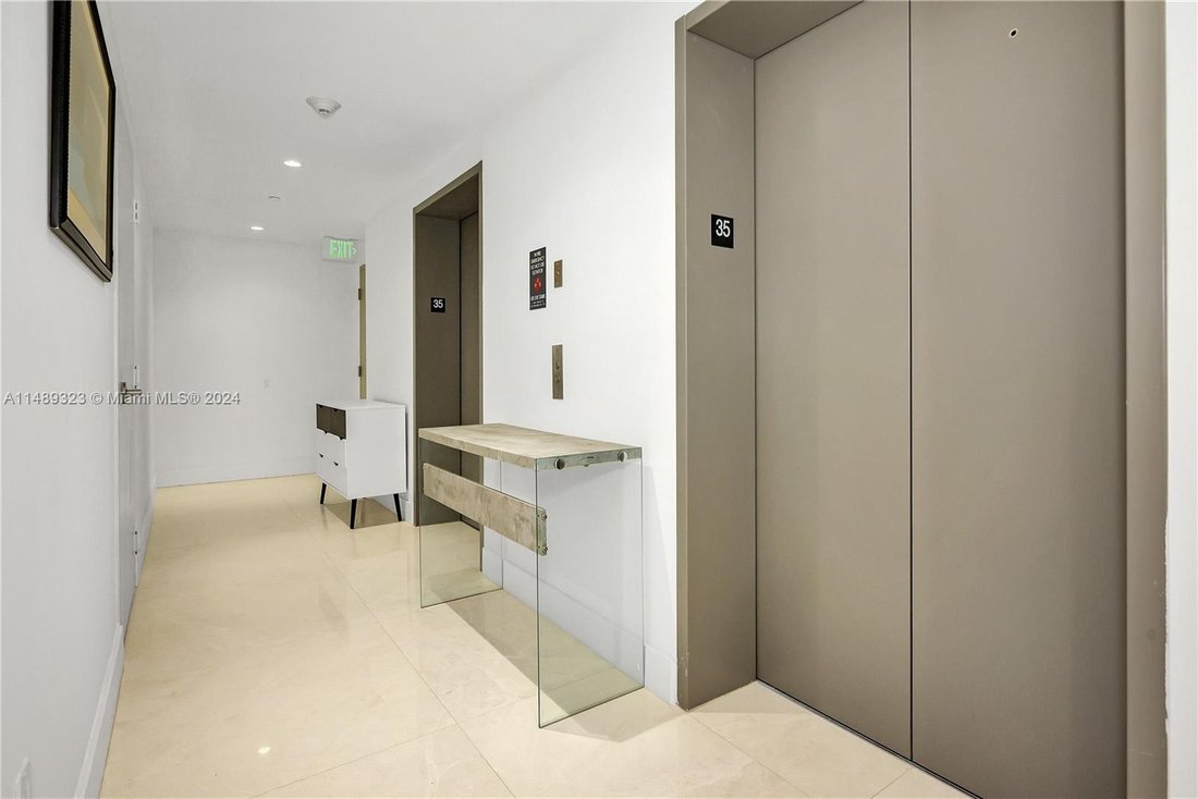 Condo in Miami, Florida, United States 2 - 13667693