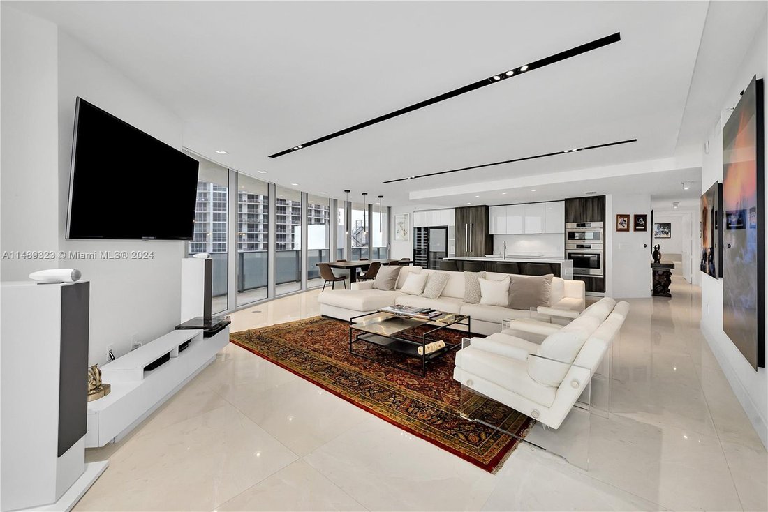 Condo in Miami, Florida, United States 4 - 13667693