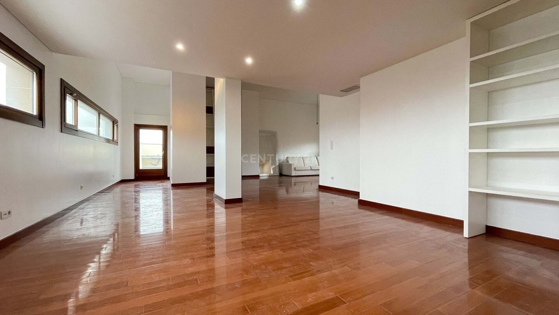 Apartment Odivelas Portugal In Odivelas, Lisbon, Portugal For Sale