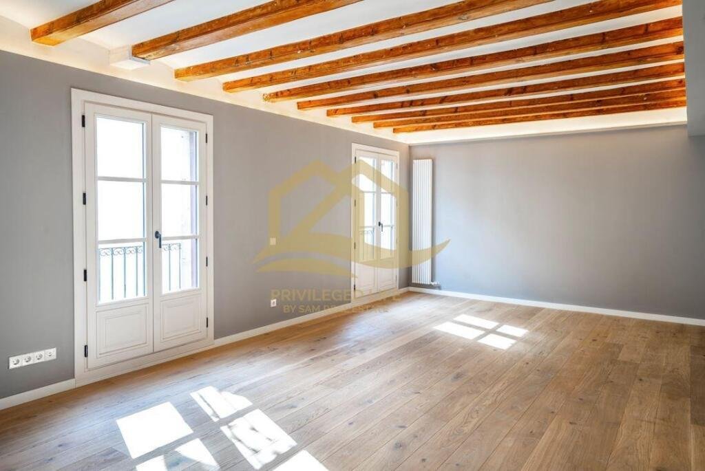 Apartment in Ciutat Vella, Barcelona, Spain 4 - 13646695