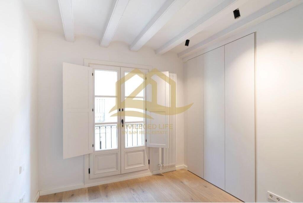 Apartment in Ciutat Vella, Barcelona, Spain 1 - 13646695