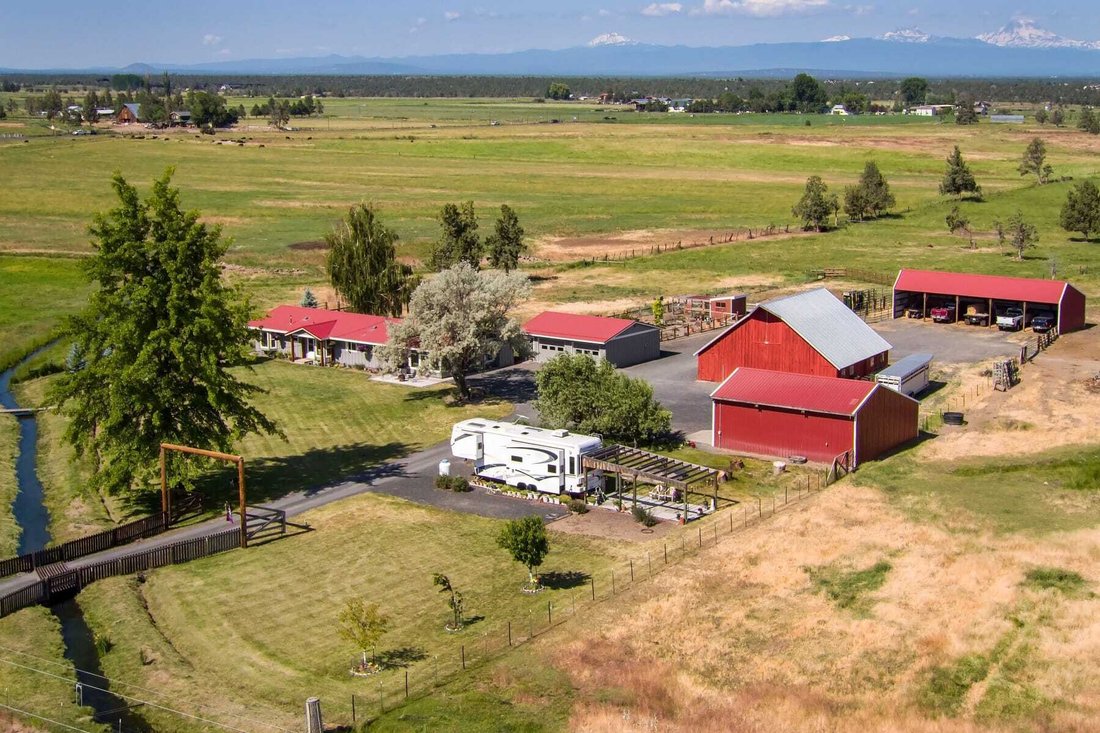 5624 Sw Reif Road Powell Butte Or 97753 In Powell Butte Oregon