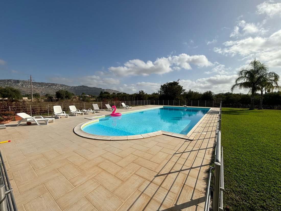 Villa On Sale Floridia (Sr) , Finaiti In Sicily, Italy For Sale (13319449)