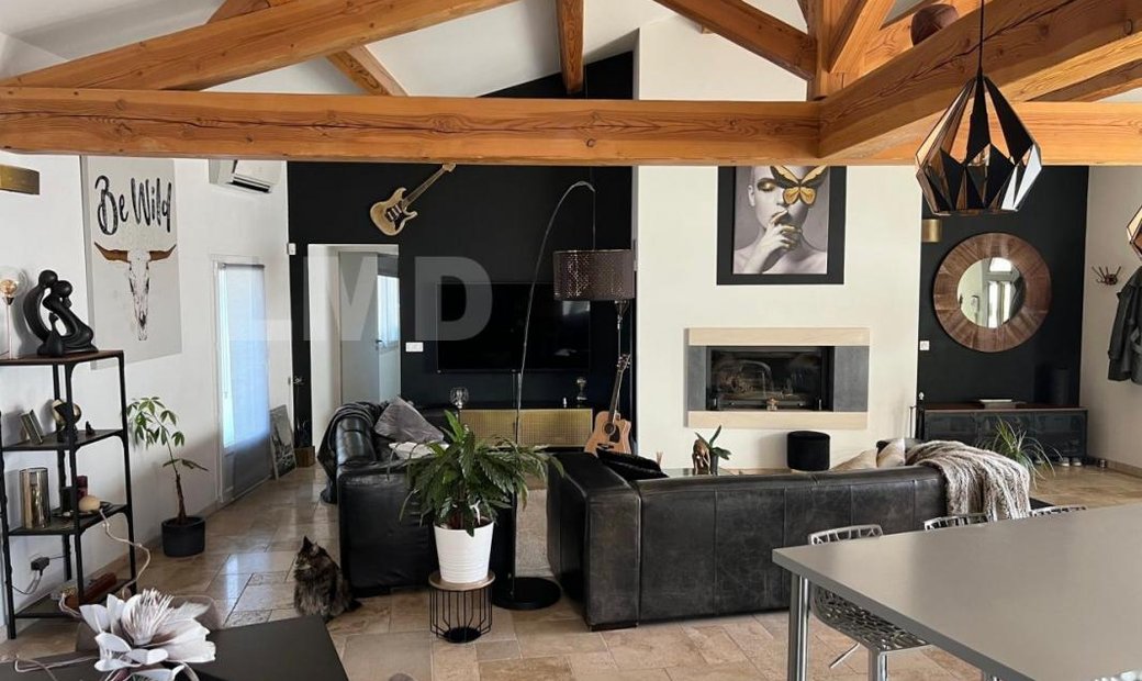 Maison Ancienne Renovee Style Contemporain In Uchaud, Occitanie, France