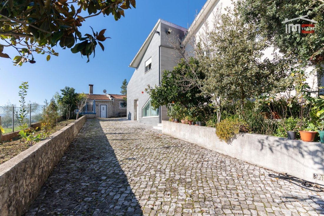 Townhouse in Nossa Senhora das Misericordias, Santarem District, Portugal 1 - 13683406