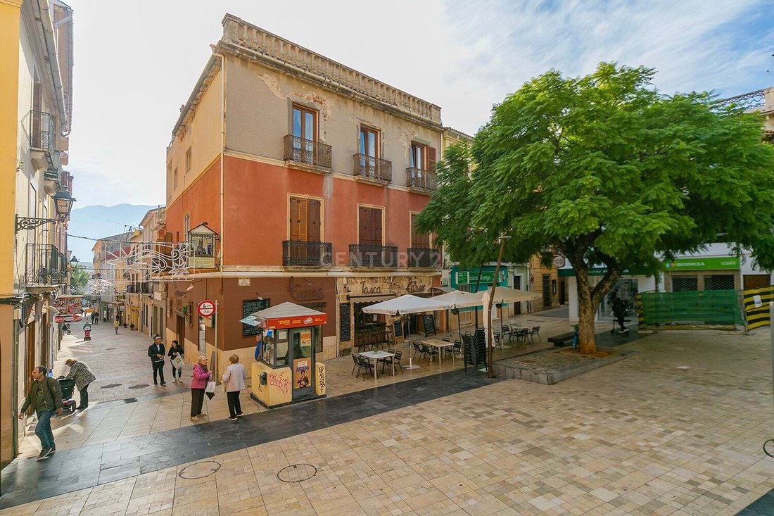 Century 21 Presents Exclusive Investment In Dénia, Land Valencia