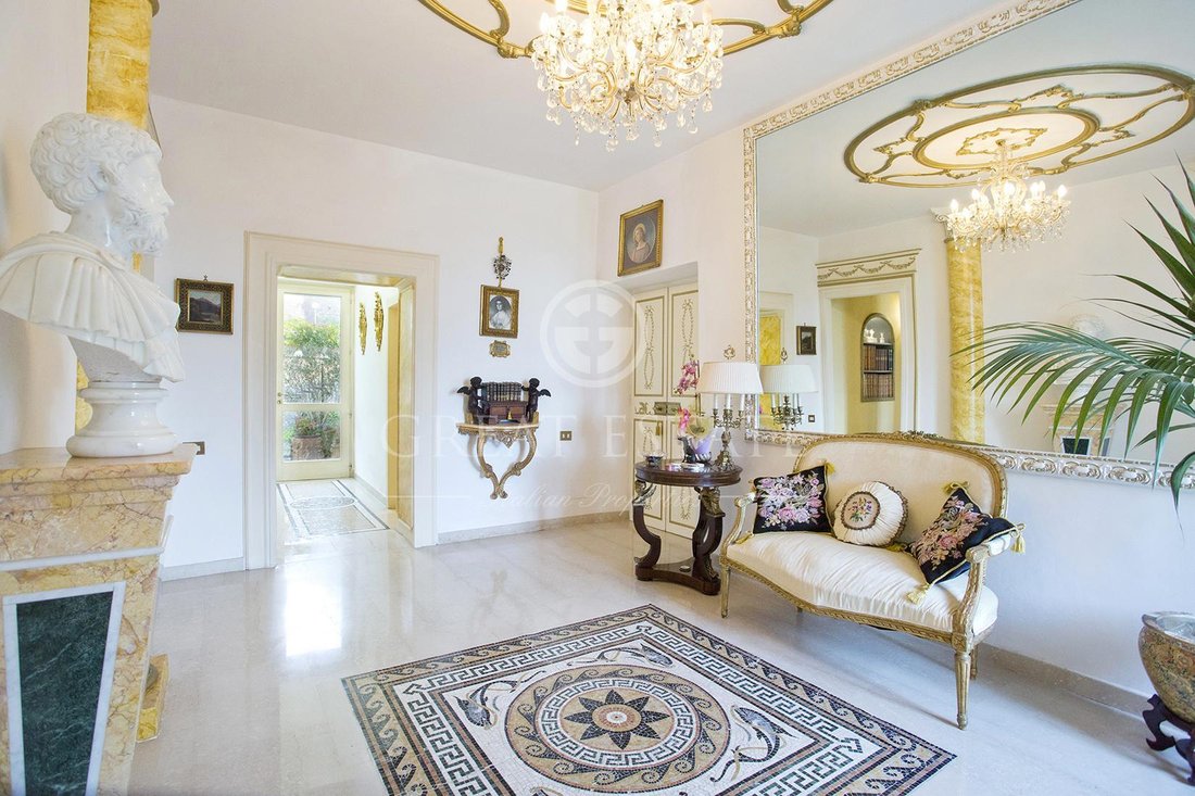 Villa en Trevi, Umbría, Italia 2 - 10673642