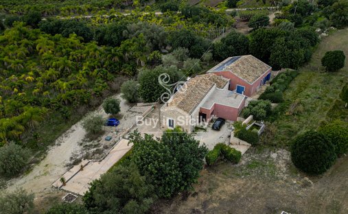 Villa in Rosolini, Sicily, Italy 1