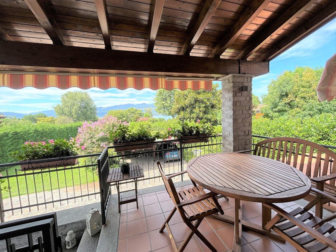 Villa in Laveno-Mombello, Lombardy, Italy 2 - 13689979